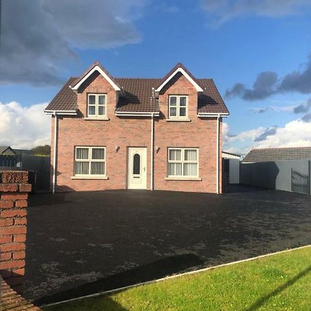 Slievenagarragh. A House In The Garden Villa Hilltown Exterior foto