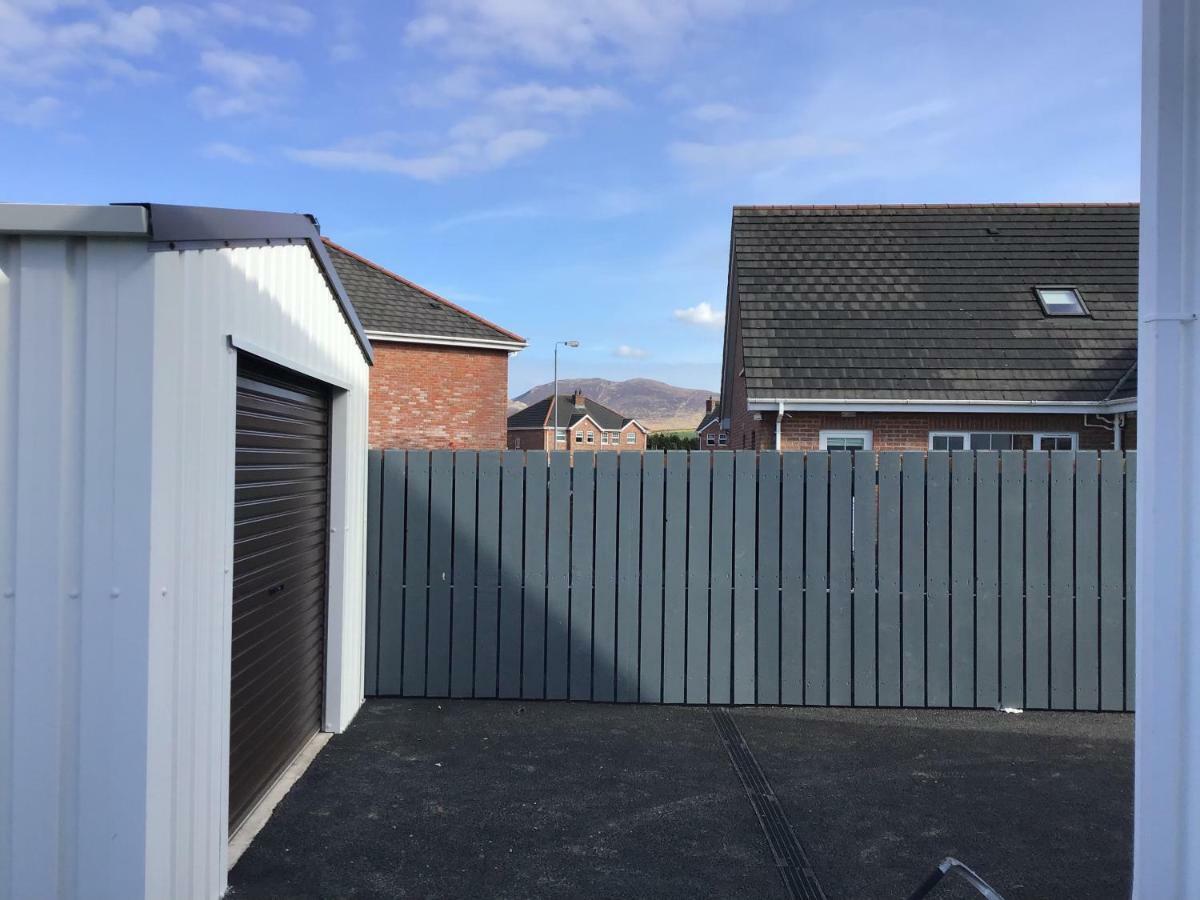 Slievenagarragh. A House In The Garden Villa Hilltown Exterior foto